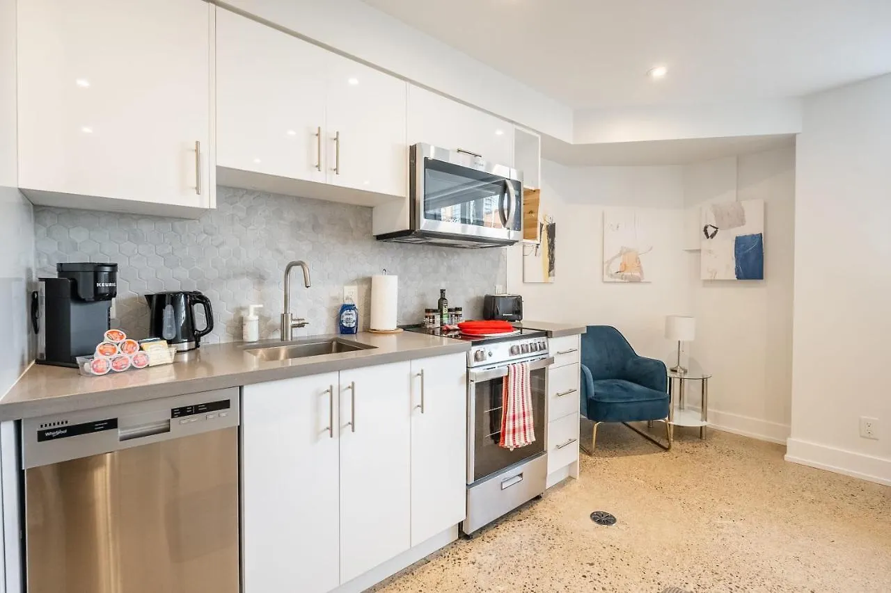 Modern 1Br Condo - Stunning View Of Cn Tower Toronto Canada